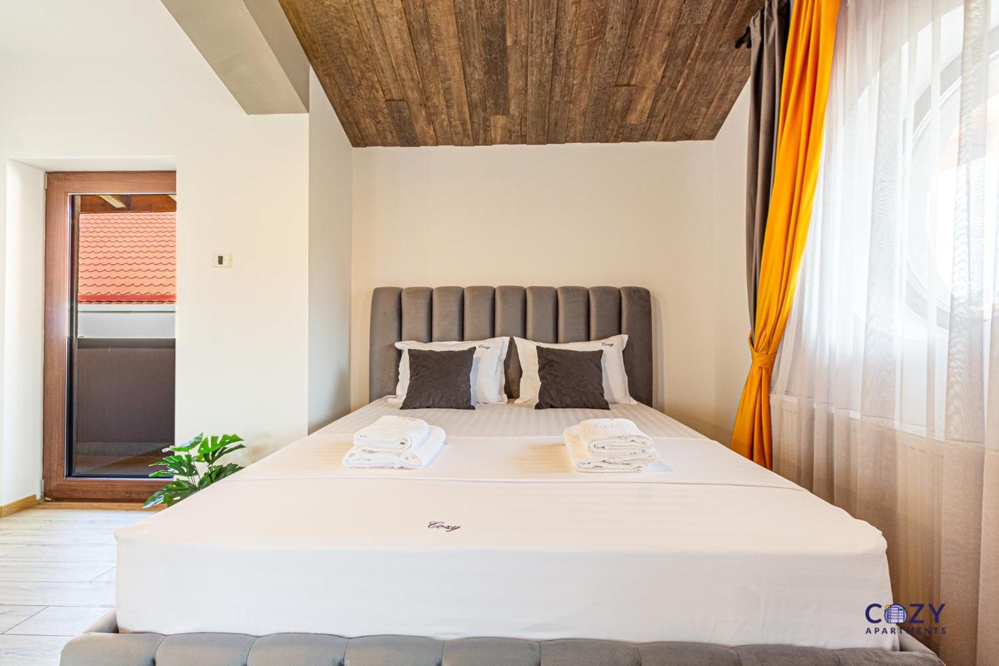 Cozy Brand New Boutique Aparthotel ブラショフ エクステリア 写真