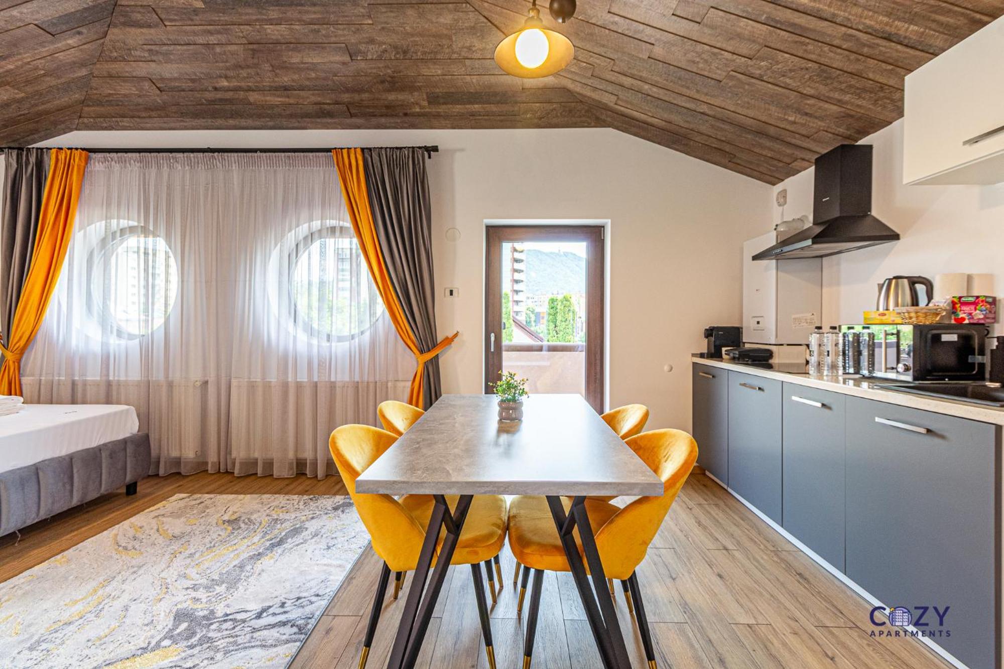 Cozy Brand New Boutique Aparthotel ブラショフ エクステリア 写真