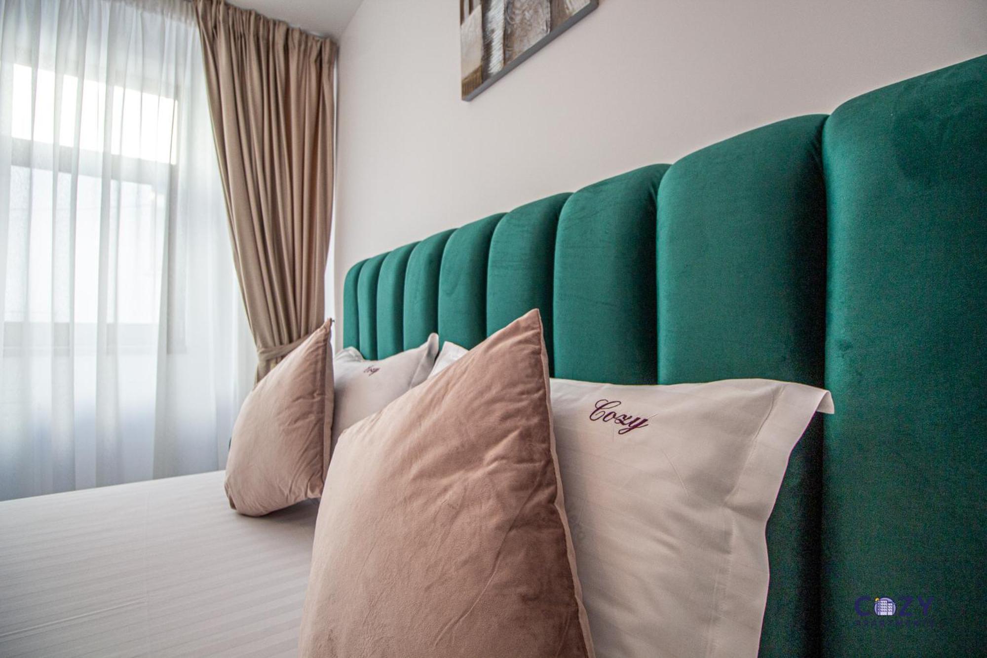 Cozy Brand New Boutique Aparthotel ブラショフ エクステリア 写真