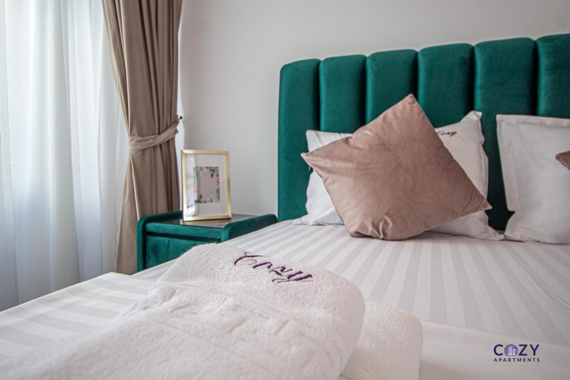Cozy Brand New Boutique Aparthotel ブラショフ エクステリア 写真