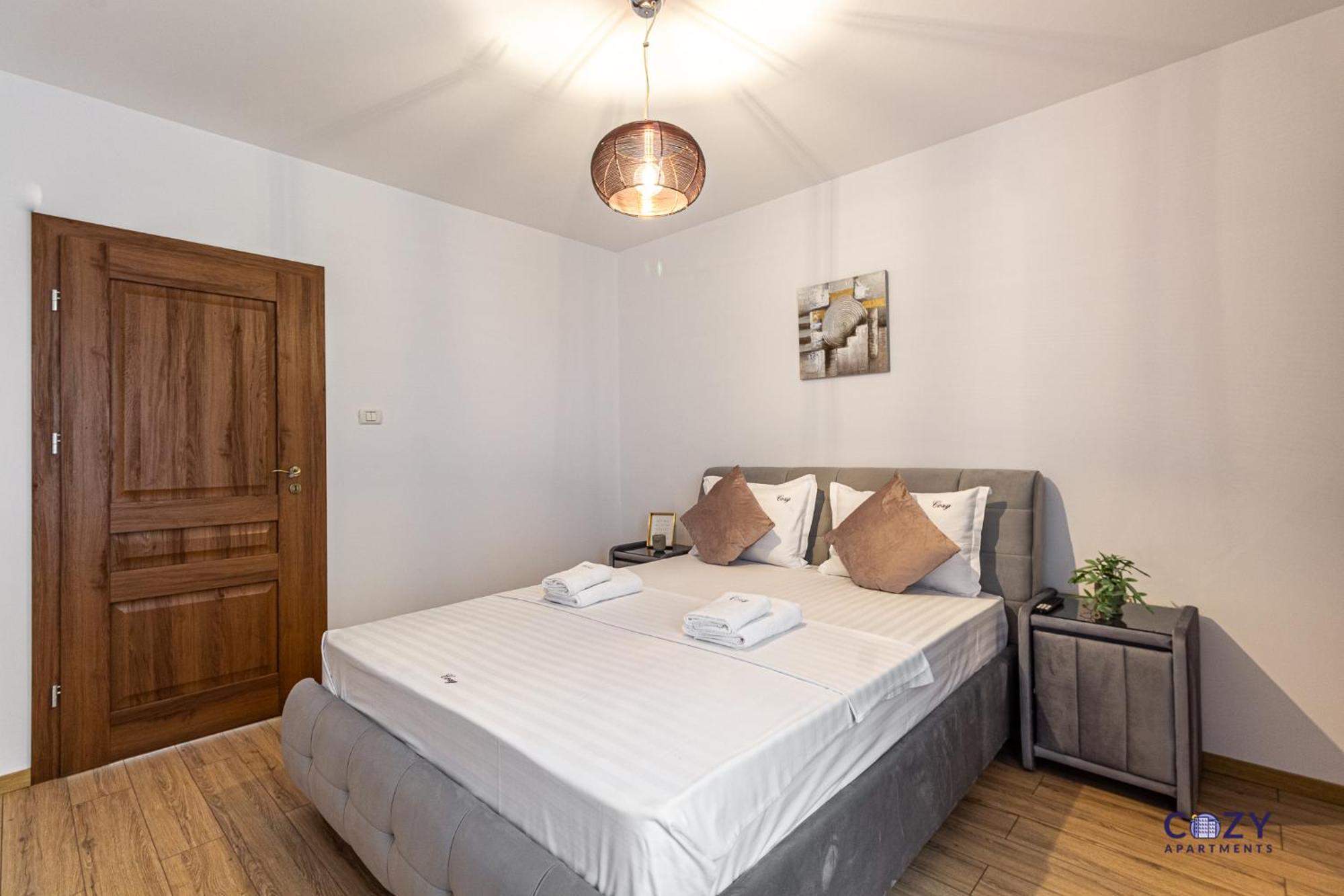 Cozy Brand New Boutique Aparthotel ブラショフ エクステリア 写真